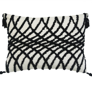 13" X 18" Black And White Geometric Zippered Polyester And Cotton Blend Throw Pillow With Tassels