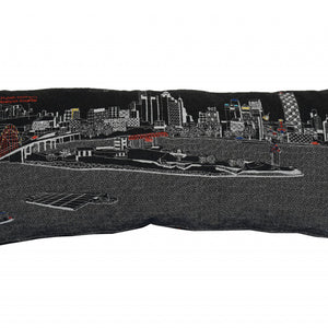 Cojín decorativo lumbar de 35 pulgadas con diseño de horizonte nocturno de Memphis, color negro