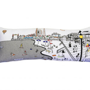35" White Ocean City Maryland Daylight Skyline Lumbar Almohada decorativa