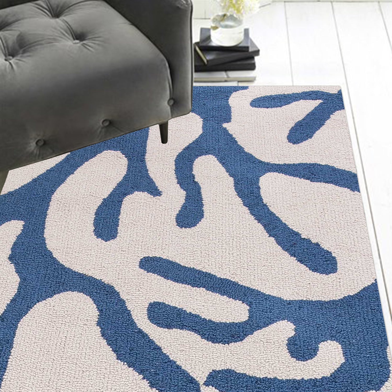 Polyester Ivory Blue Area Rug - 7' x 9'