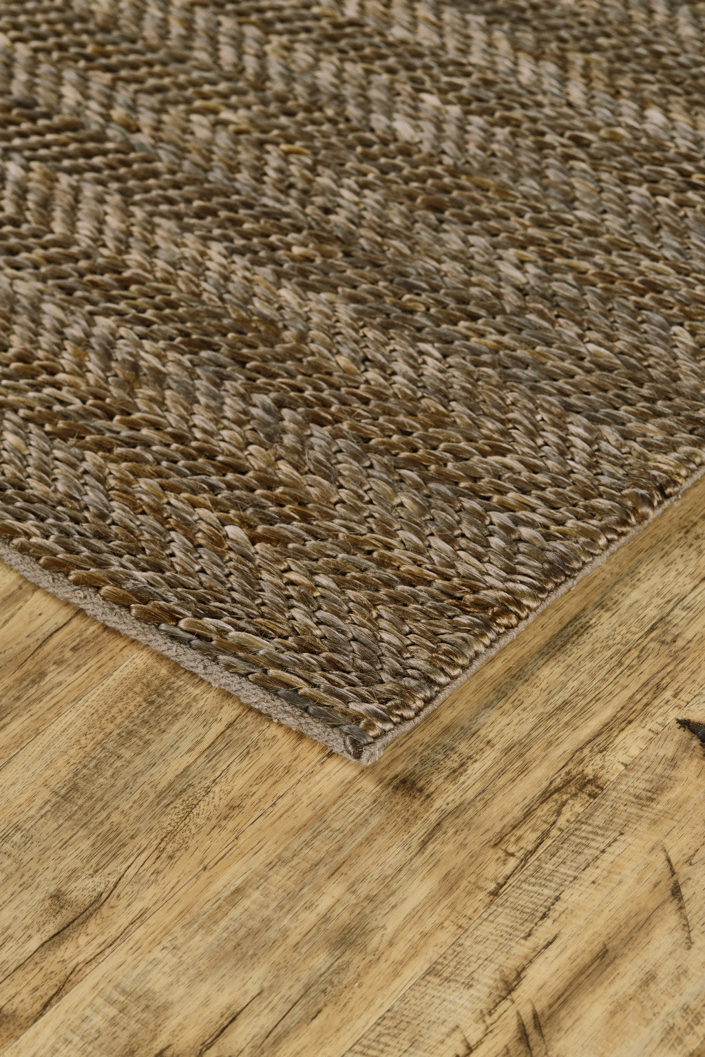 4' X 6' Tan And Gray Hand Woven Area Rug
