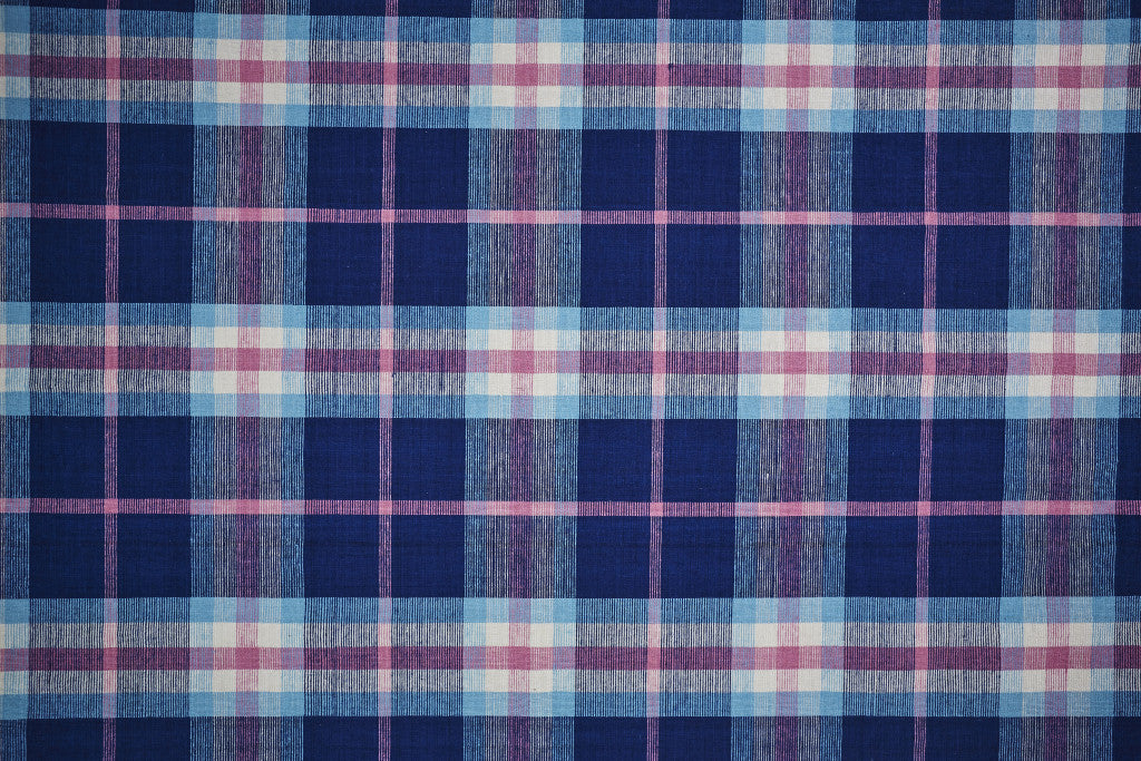 Blue Green And Black Abstract Hand Woven Stain Resistant Area Rug - 4' x 6'