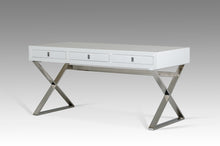 White Crocodile And Steel Desk 21