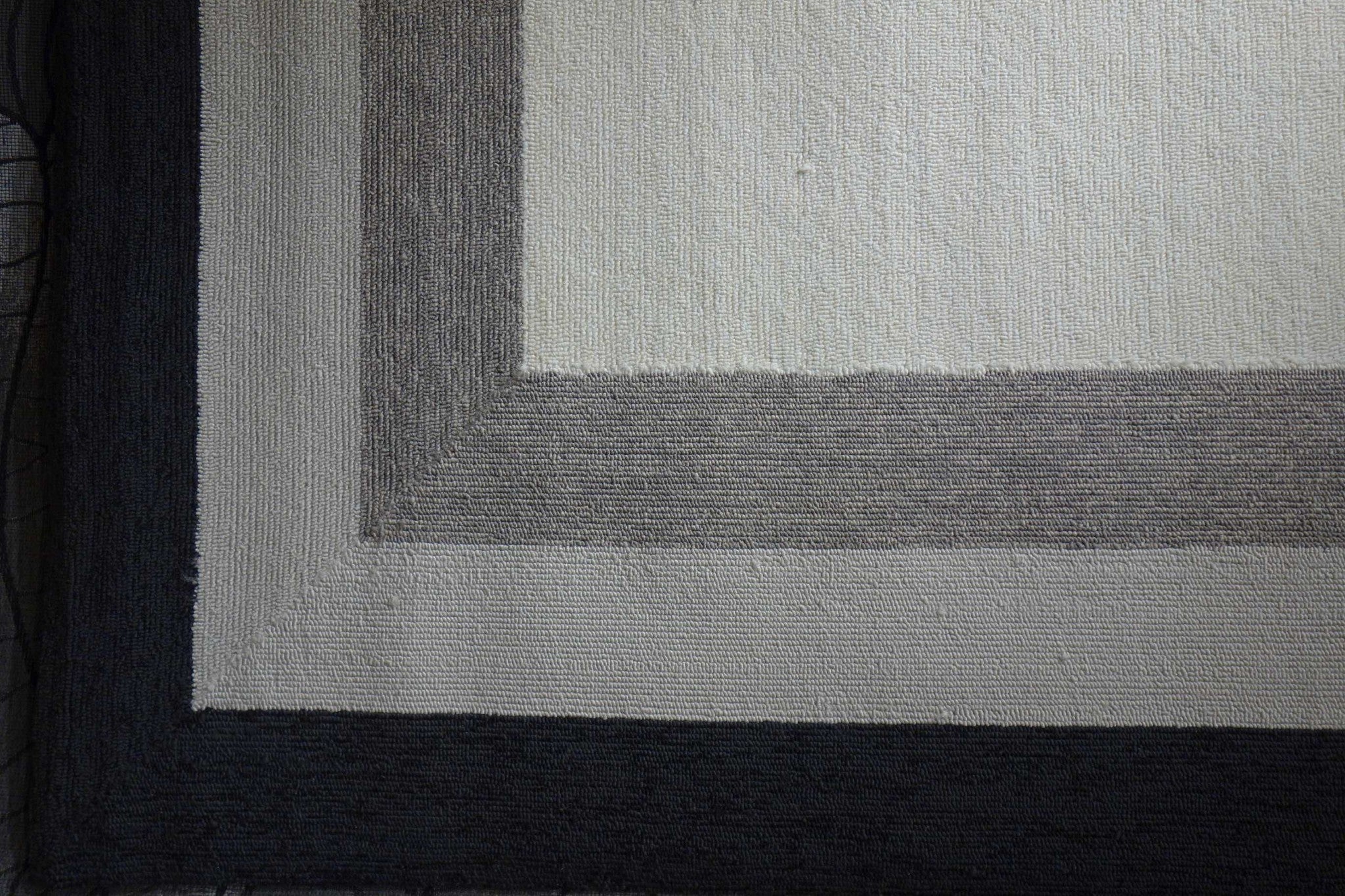 Charcoal Bordered UV Treated Area Rug - 3' x 5'