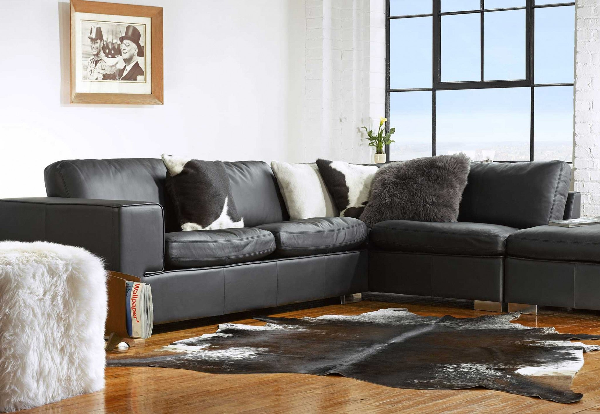 18" X 18" X 5" 黑色牛皮枕頭