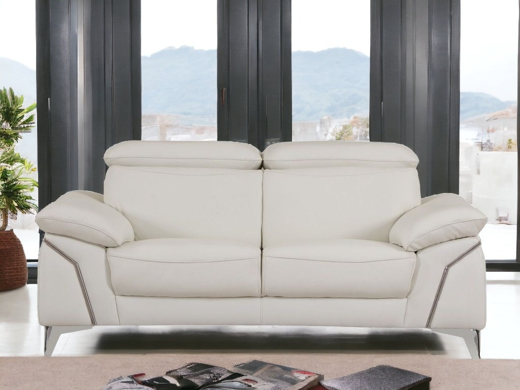 31" Fashionable White Leather Loveseat