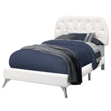 Tufted White Standard Bed Upholstered With Headboard