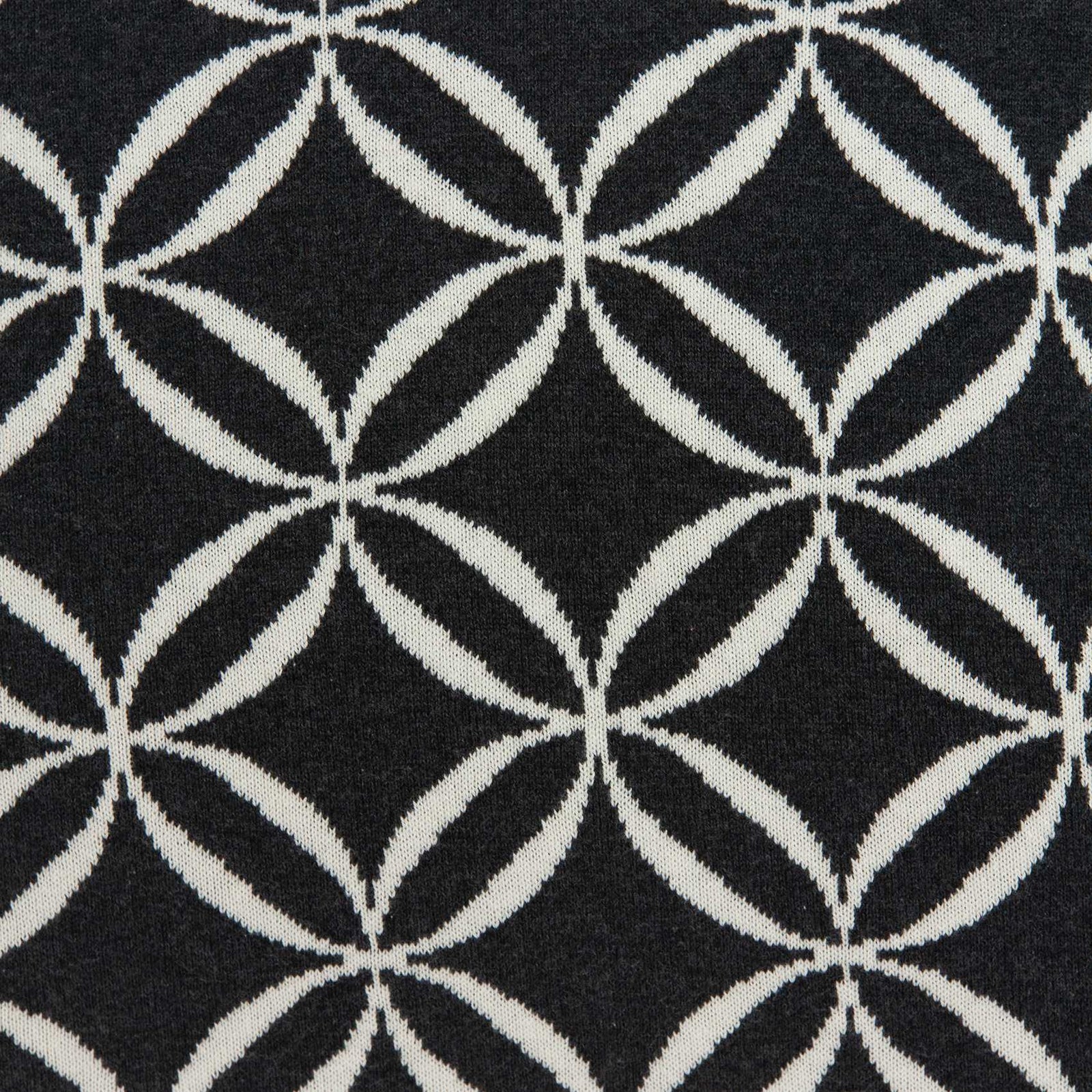 Geometric Design Black And White Cotton Pillow Cover