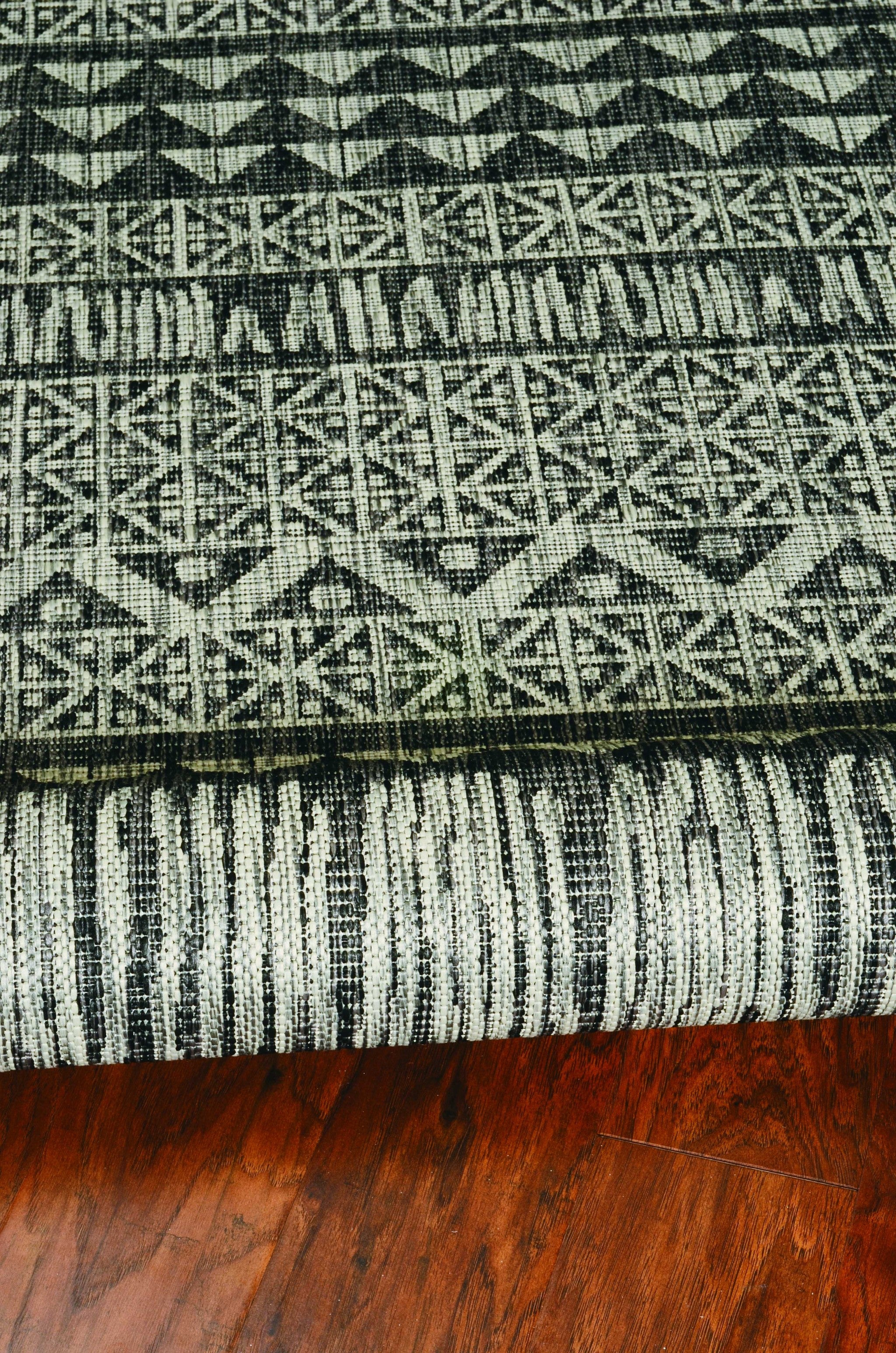 3'X4' Charcoal Machine Woven Uv Treated Tribal Indoor Outdoor Accent Rug