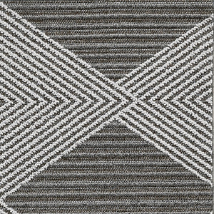 4' X 6' Grey Or Ivory Geometric Diamond Area Rug