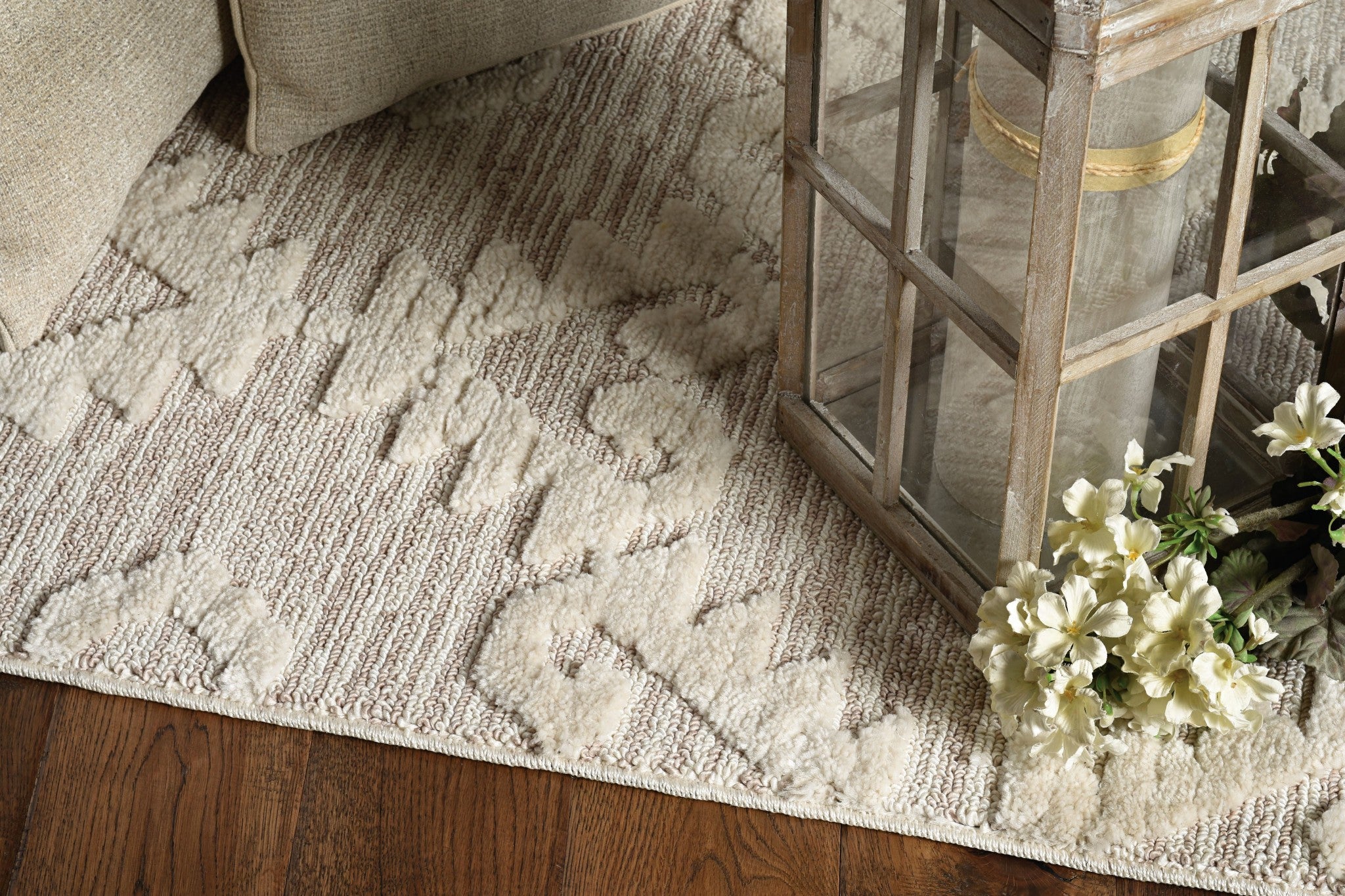 12'X15' Ivory Beige Machine Woven Geometric With Fringe Indoor Area Rug