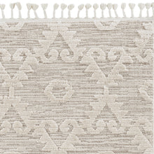 12'X15' Ivory Beige Machine Woven Geometric With Fringe Indoor Area Rug