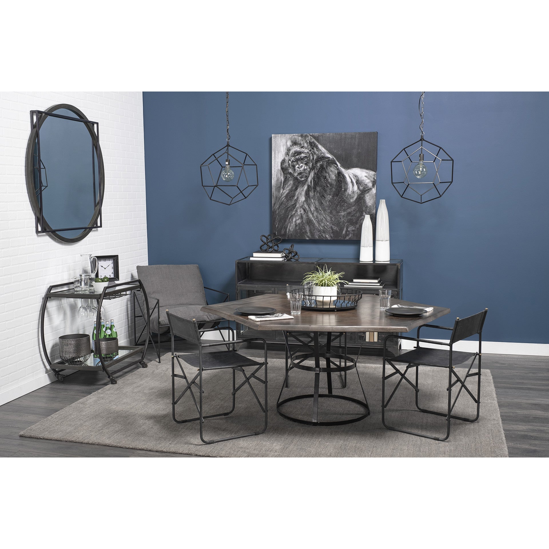 Matte Black Wavy Metal With Mirrored Glass Bottom Round Tray 20"