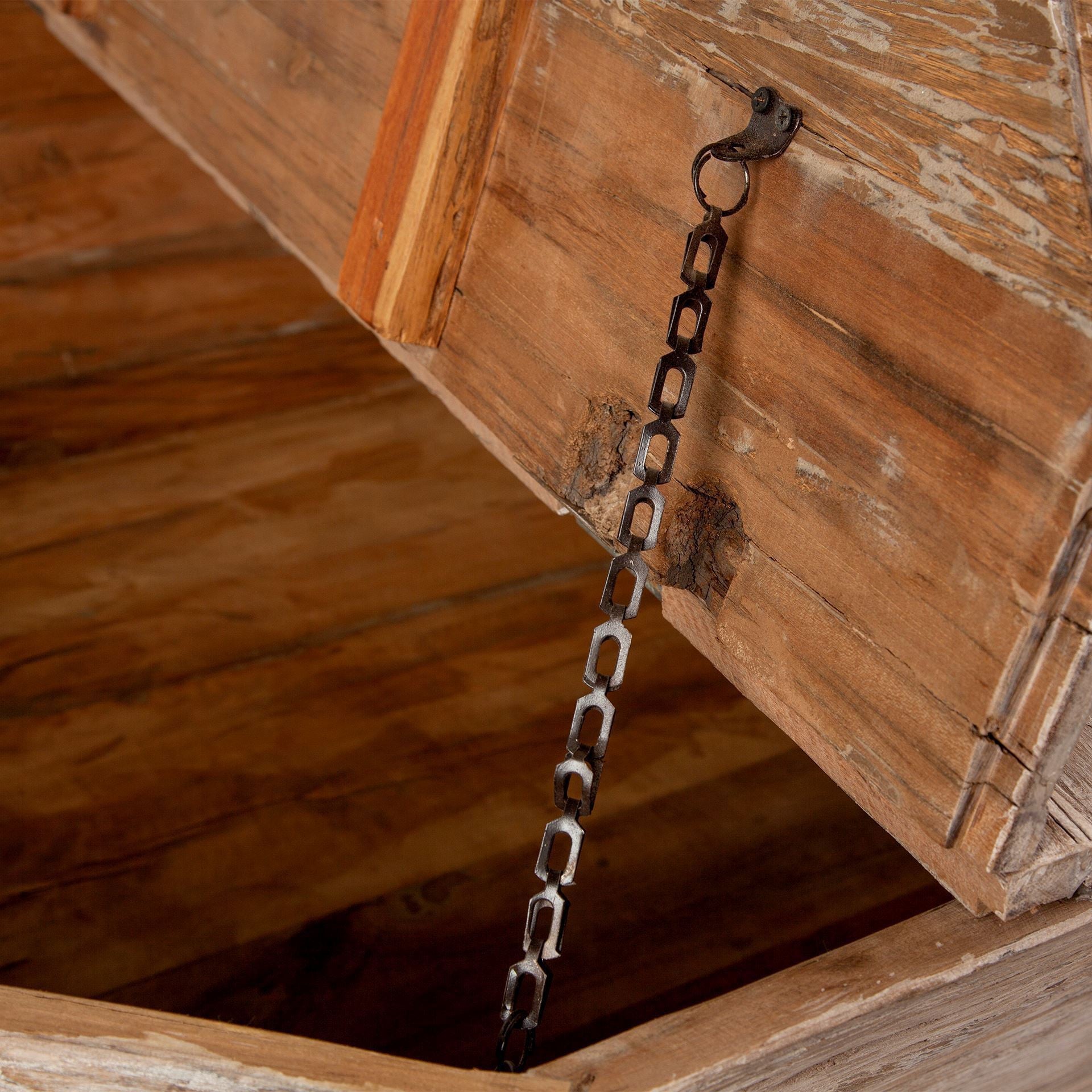 Mesa de centro Octogan de madera maciza con tapa abatible y almacenamiento