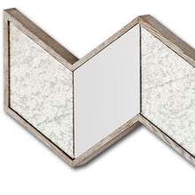 Espejo de pared Chevron con marco de madera natural