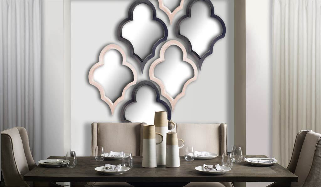 Espejo de pared con marco de madera negra