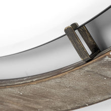 Espejo de pared redondo con marco de madera marrón de 46