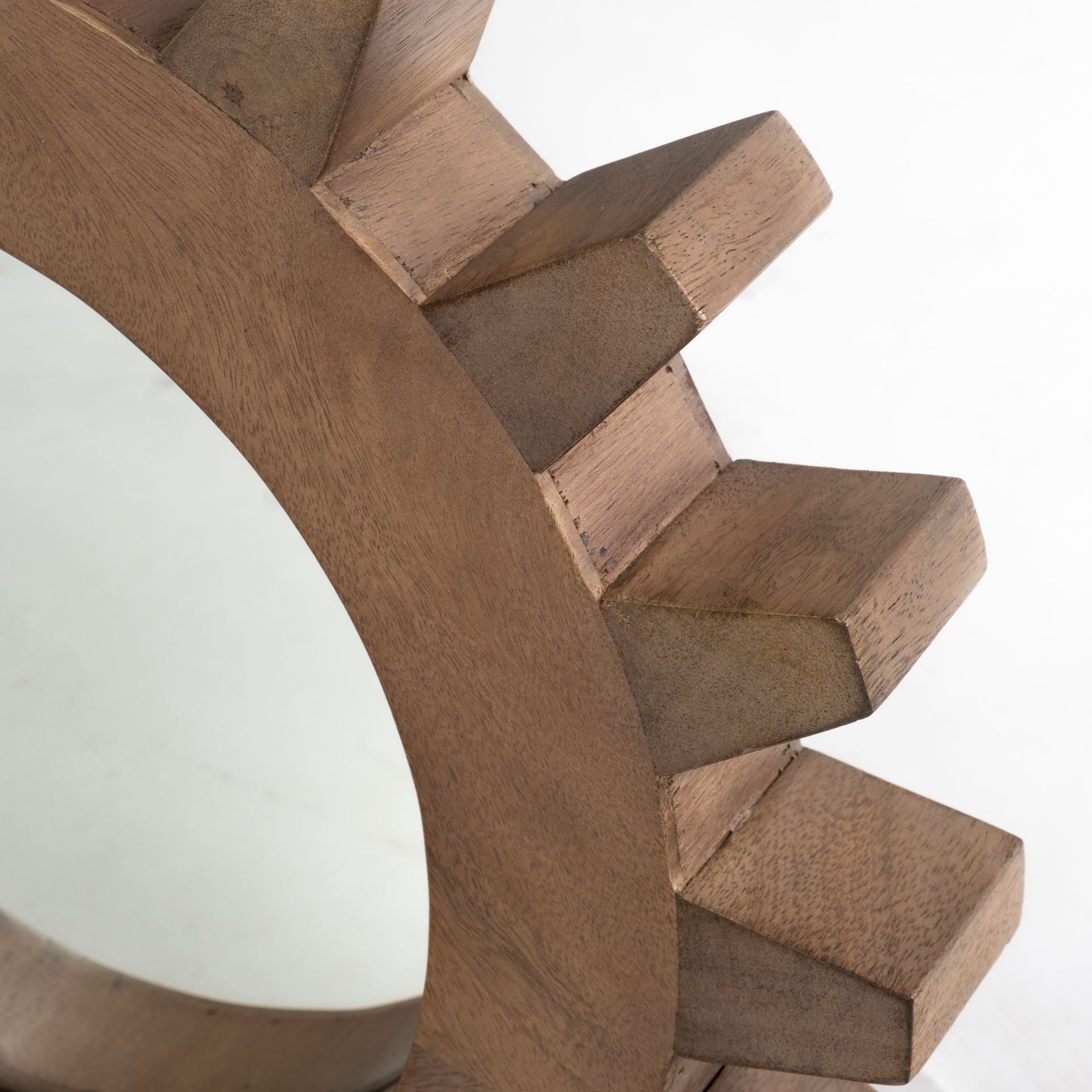 Espejo de pared con marco redondo con acabado de nogal de 17" Cog