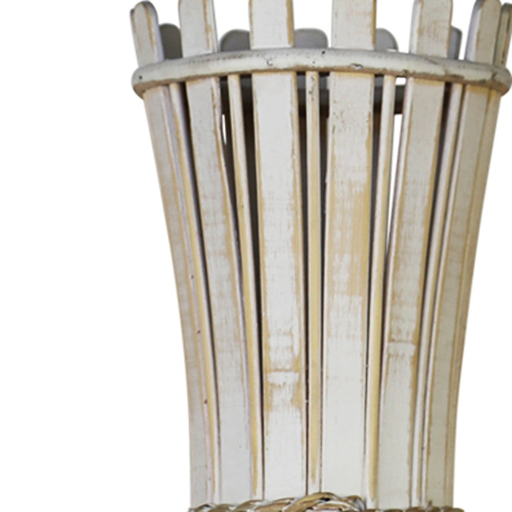27 Weaving Bamboo Vase
