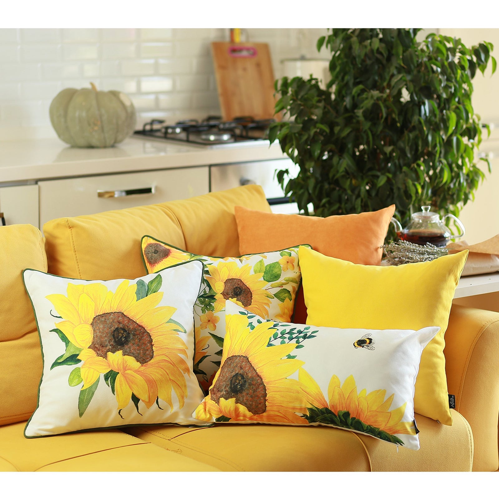 Set Of 2 Sunflower And Bumble Bee Lumbar Pillow Covers