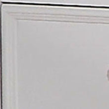 White Wood  Nightstand With 1 Drawer And Shelf