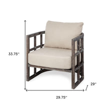 奶油色織物覆蓋軟墊半月形椅子帶木框