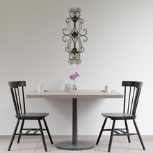 Fleur-De-Lis Spiral Wall Decor