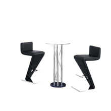 Mesa de bar con tapa de cristal cromado y metal plateado