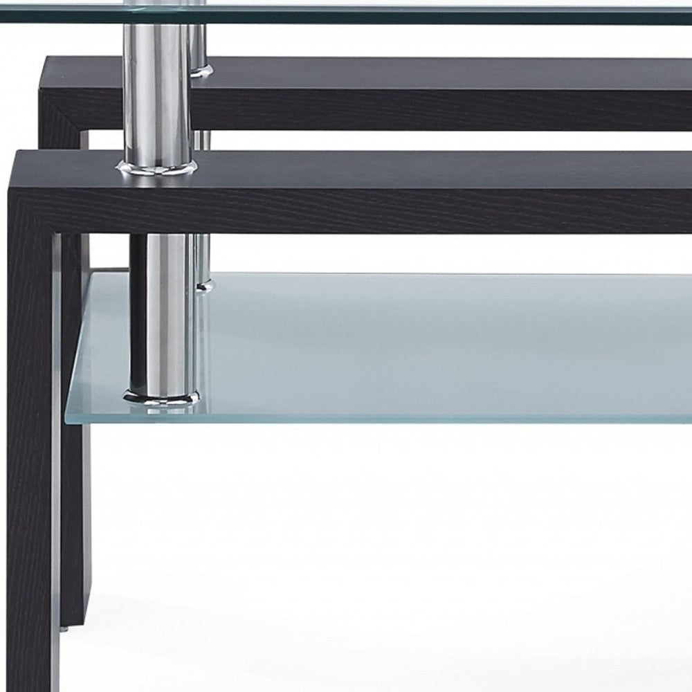 Mesa auxiliar con patas de nogal oscuro y tapa rectangular de cristal transparente