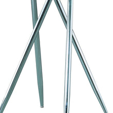 Mesa de bar con patas de metal cromado y tapa redonda de vidrio templado