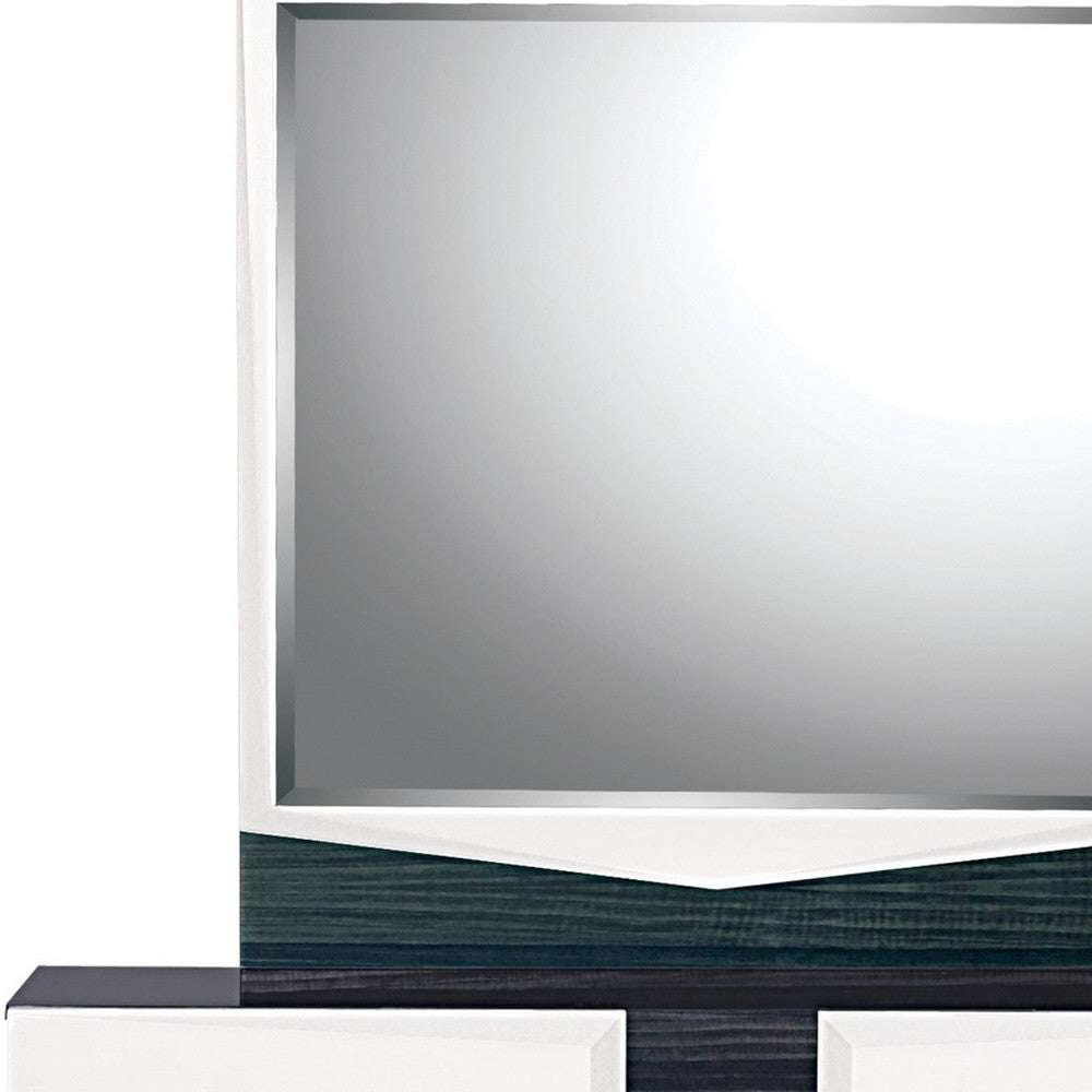 Espejo blanco y gris con moldura de madera rectangular