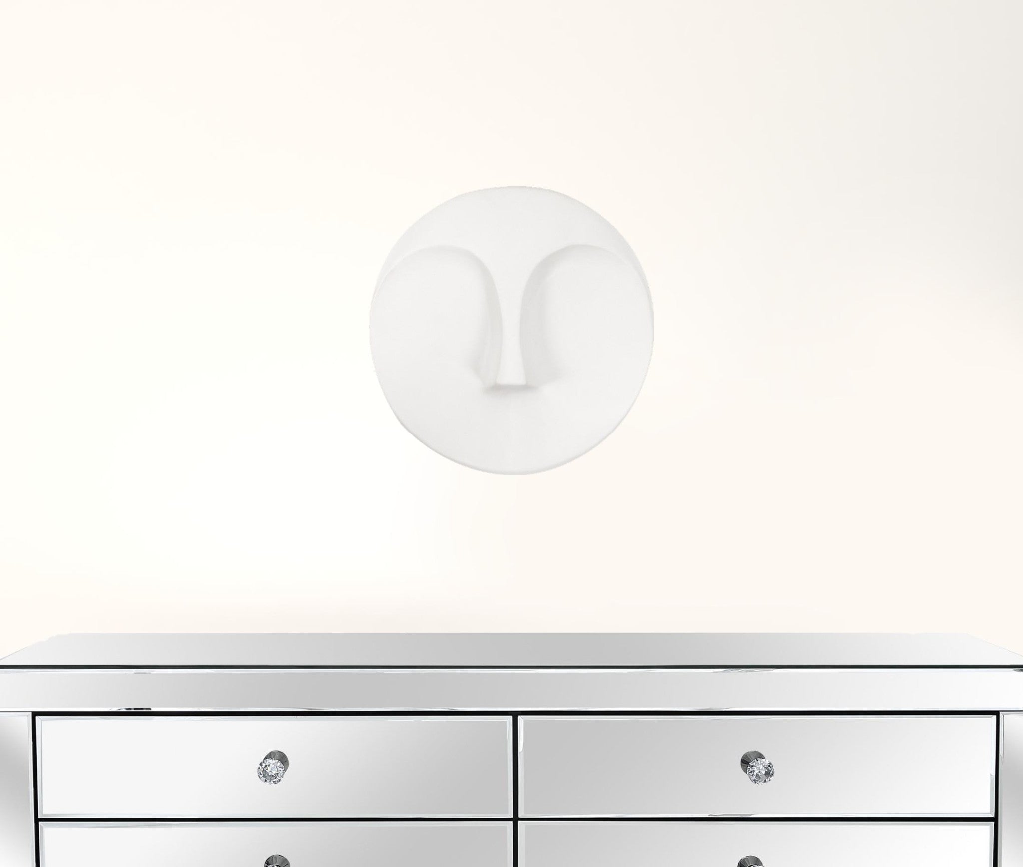 Escultura de pared de cara redonda blanca mate