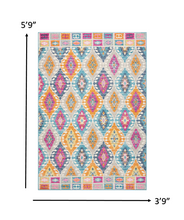 4’ X 6’ Multicolor Ogee Pattern Area Rug