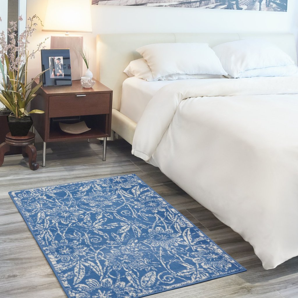 4’ X 6’ Blue And Ivory Floral Vines Area Rug