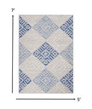 4’ X 6’ Gray And Blue Diamonds Area Rug