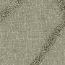 Cojín lumbar con detalle de lanudo verde caqui abstracto claro