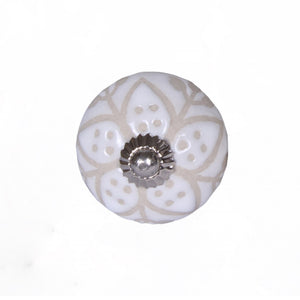 Set Of 12 Vintage Beige And White Floral Ceramic Knobs