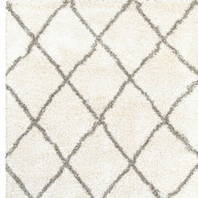 2’ X 3’ Ivory And Gray Geometric Lattice Scatter Rug