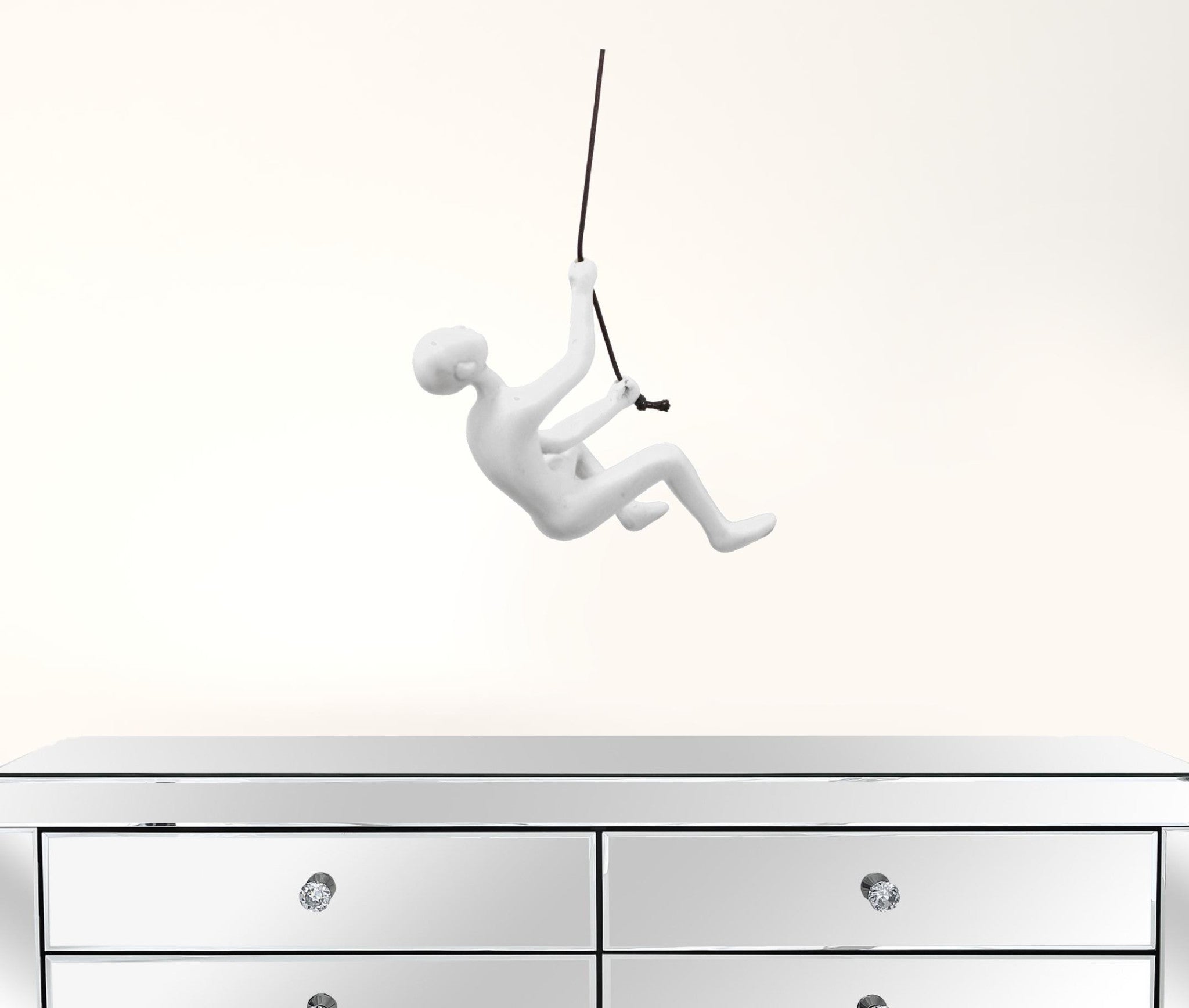 Arte de pared de hombre trepador único blanco de 6"
