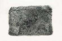 2' X 5' Gray Natural Rectangular Sheepskin Area Rug