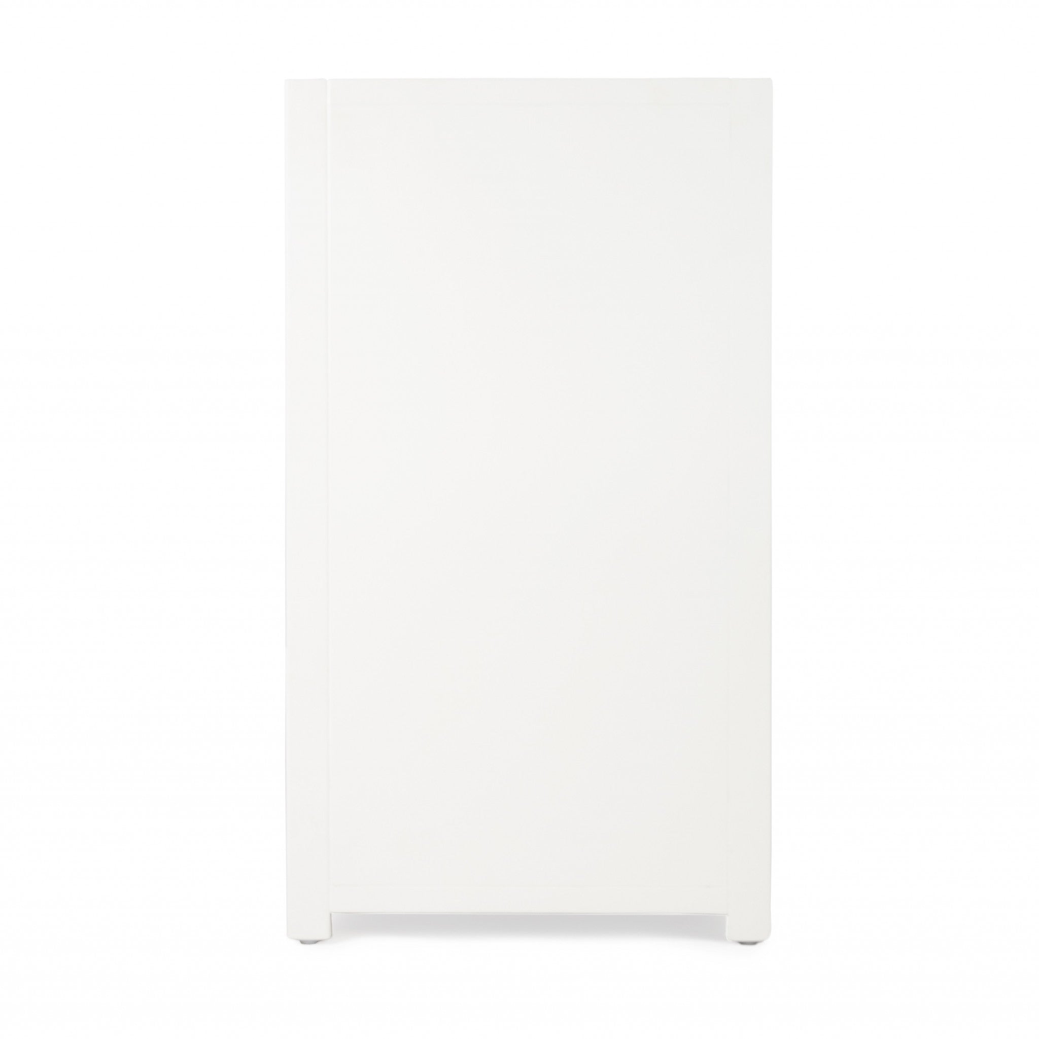 34" White Manufactured Wood Three Drawer Standard Dresser