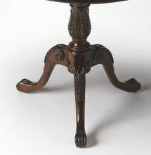 Traditional Cherry Round Pedestal Table