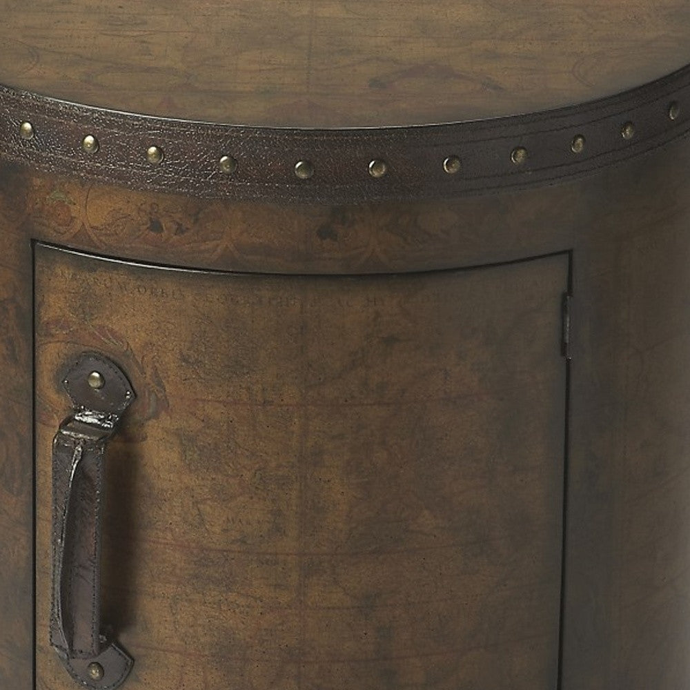 Mesa de lona con mapa del Viejo Mundo