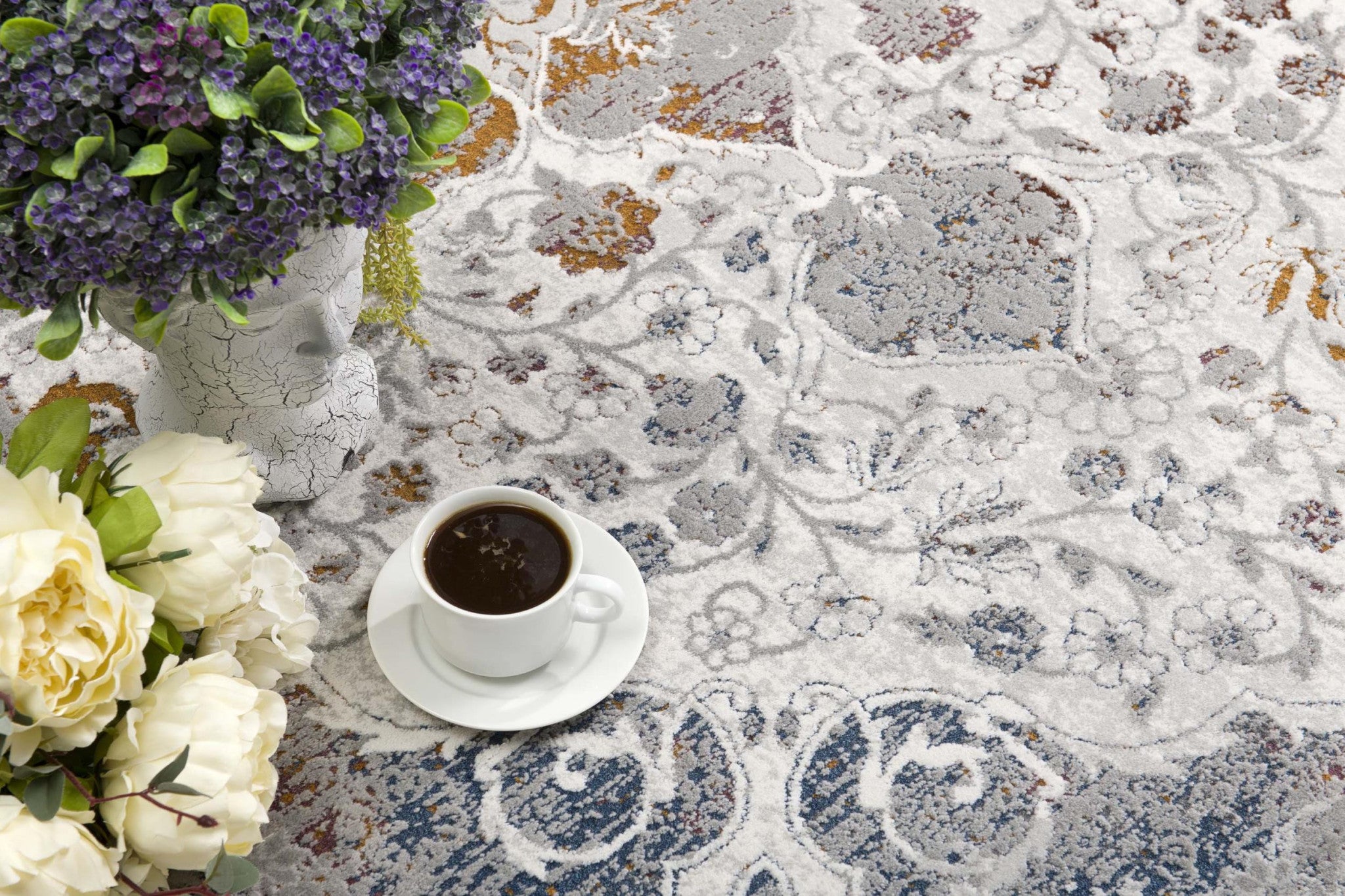 5” X 8” Gray Abstract Patterns Area Rug