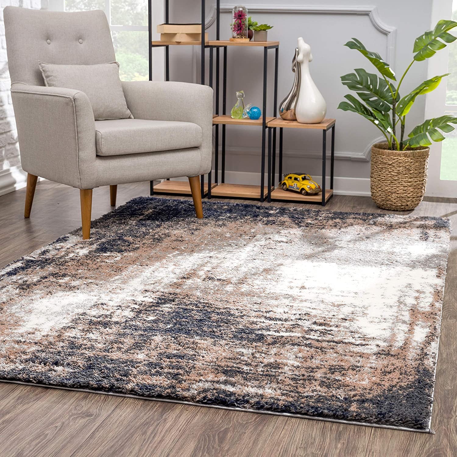 5’ X 8’ Ivory And Navy Retro Modern Area Rug
