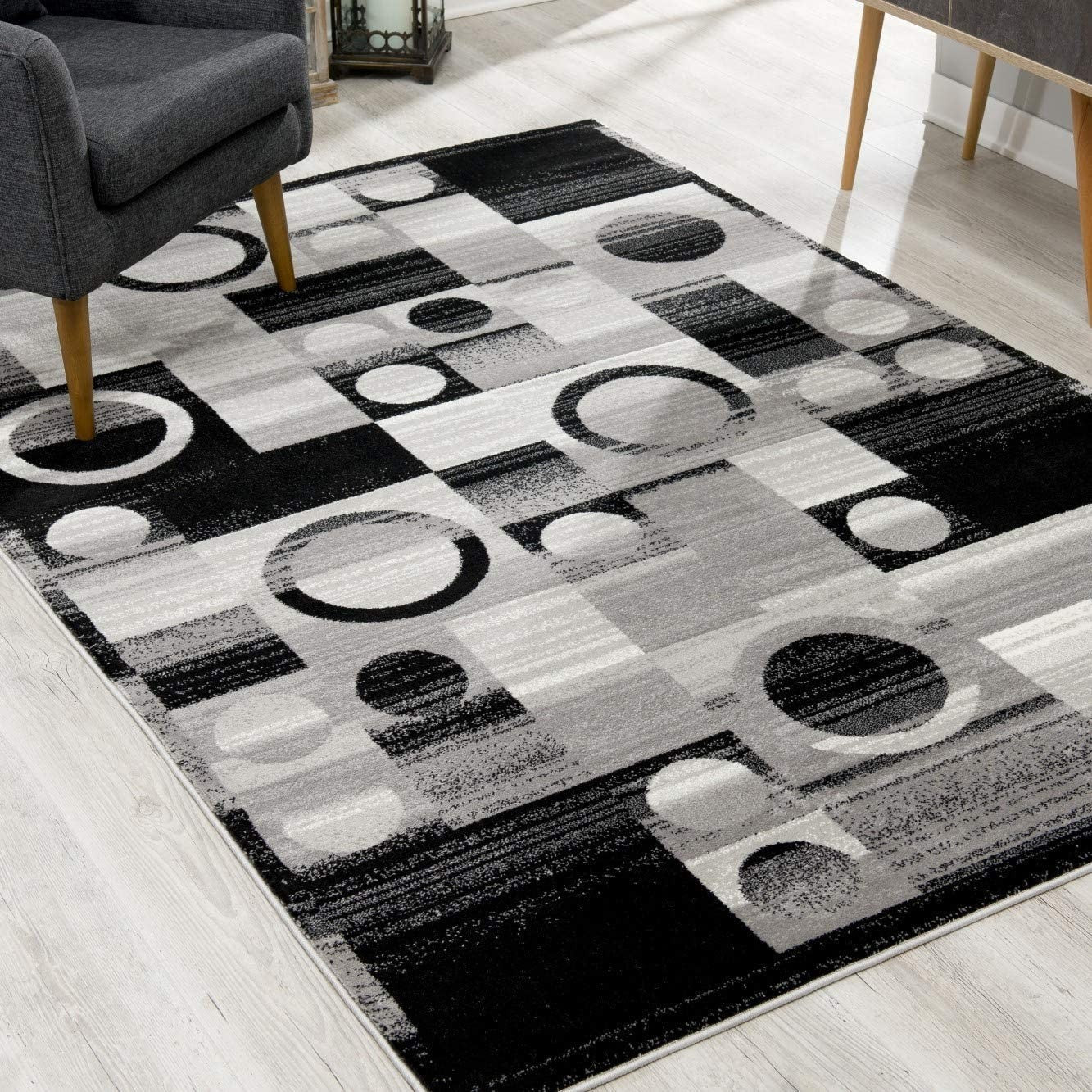 2’ X 10’ Gray Blocks And Rings Runner Rug