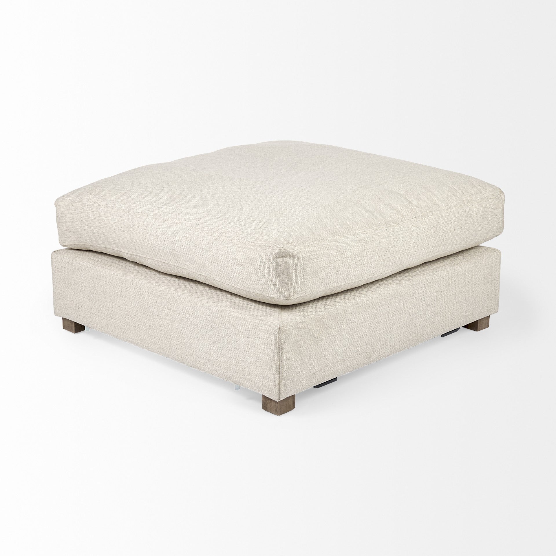 Otomana de tamaño completo cubierta de tela beige