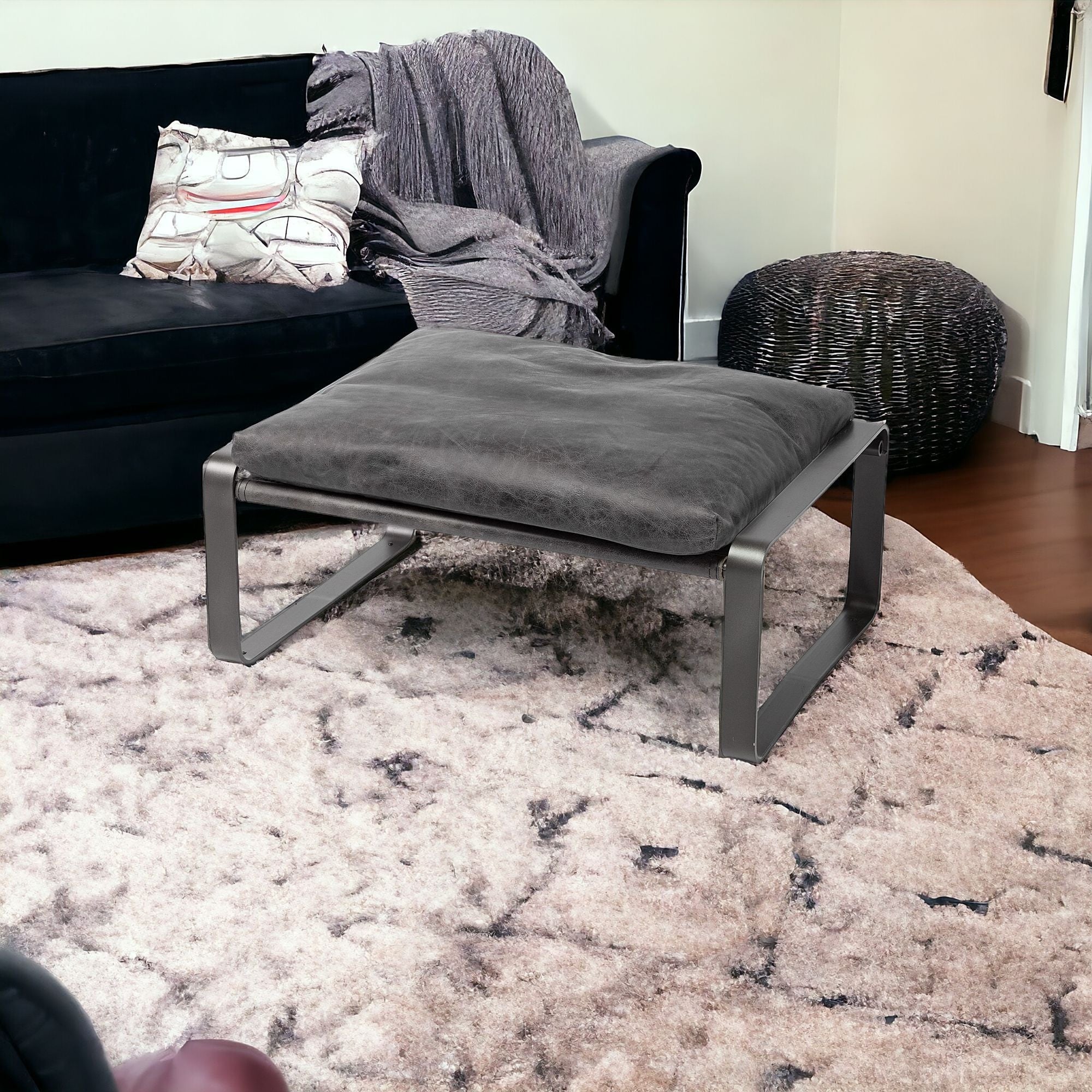 現代黑色皮革金屬底座腳凳