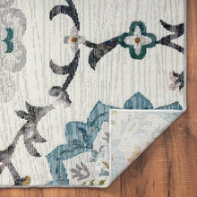 8’ x 10’ White Floral Quatrefoil Area Rug