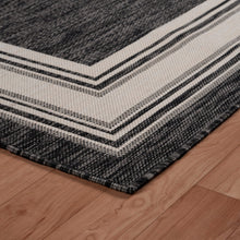 5' X 7' Gray/White/Cream Indoor Outdoor Area Rug